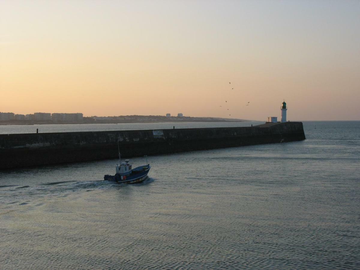 Oceane Flore Appart Vue Mer Les Sables-d'Olonne Exterior photo